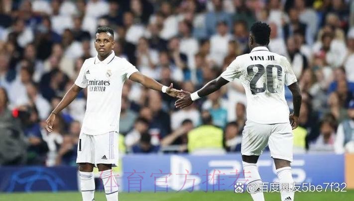 利兹联邀请劳尔执教遭拒 后者不希望现在离开皇马 利兹联邀请劳尔执教遭拒 后者不希望现在离开皇马